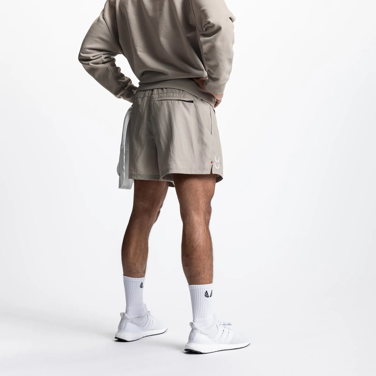 0601. Vintage 5" Training Short - Chai