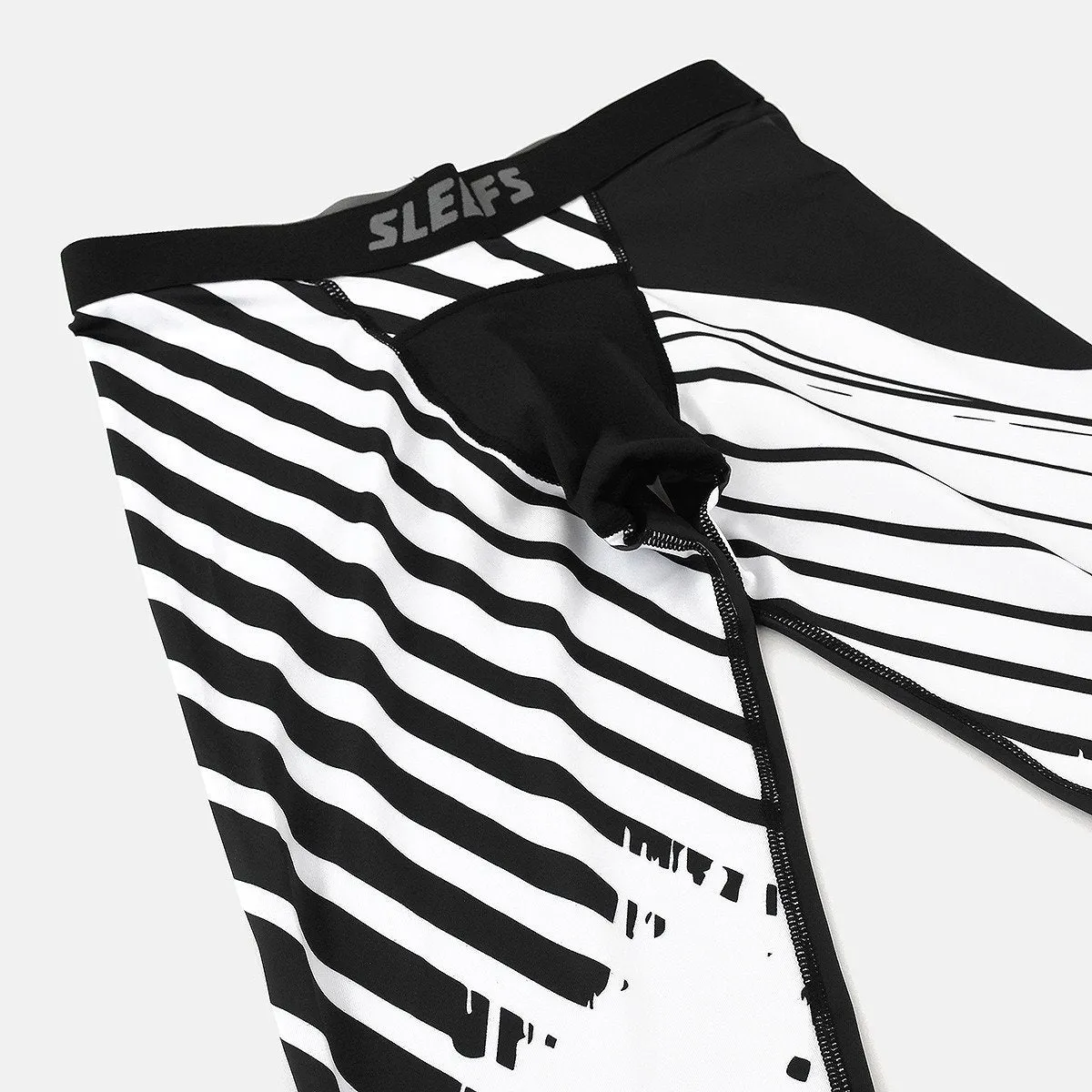 Aerial Black and White Compression 3/4 tights / leggings