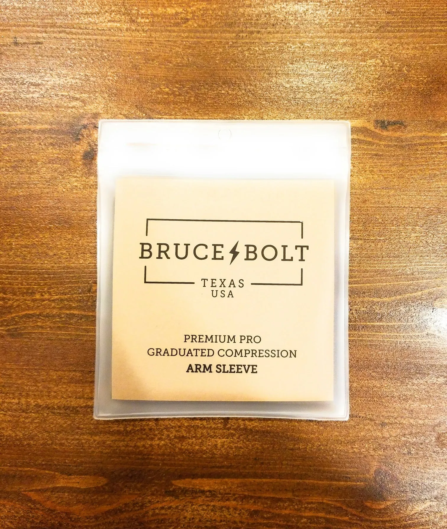 BRUCE BOLT Premium White Arm Sleeve