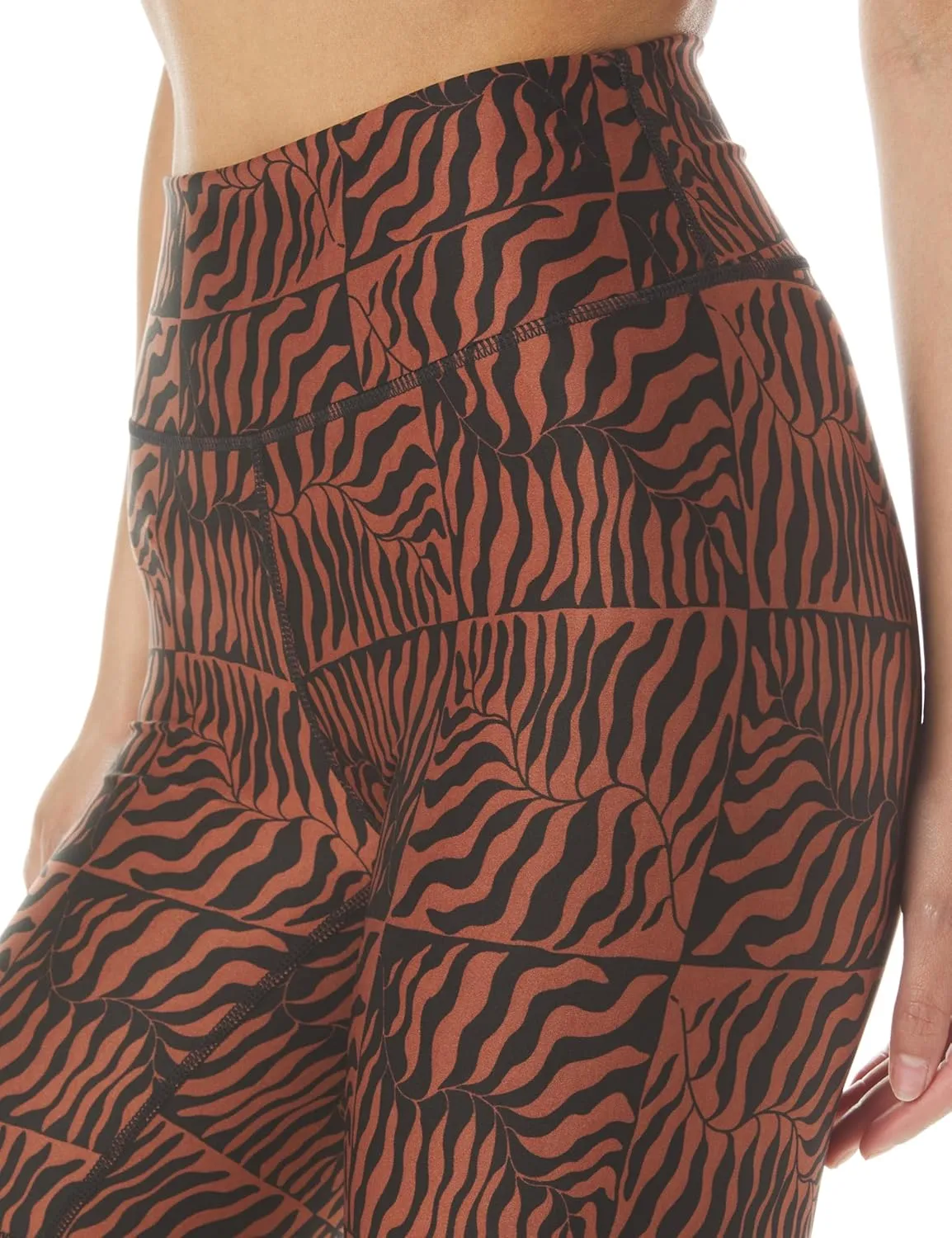 Carve Designs Women's Lucie Compression Short