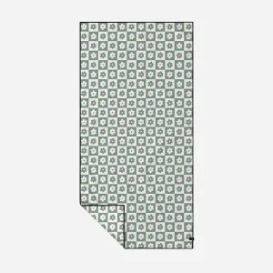 Gigi Performance Quick-Dry Travel Towel