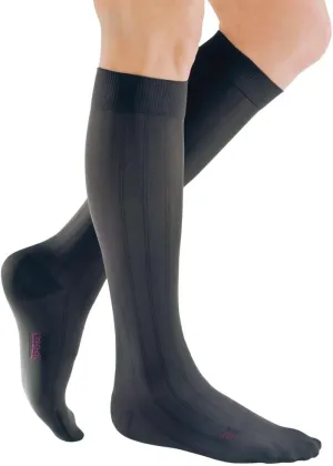 mediven for Men Classic, 30-40 mmHg – Calf High Compression Stockings, Closed Toe Leg Circulation for Men, Compression Dress Socks, Leg Support Compression Coverage, IV-Tall, Grey