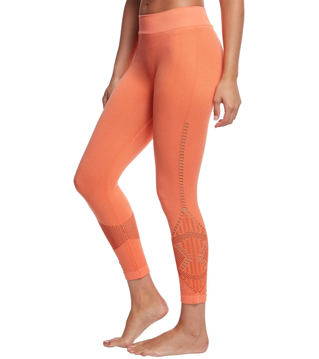 NUX Alana Seamless Yoga Capris