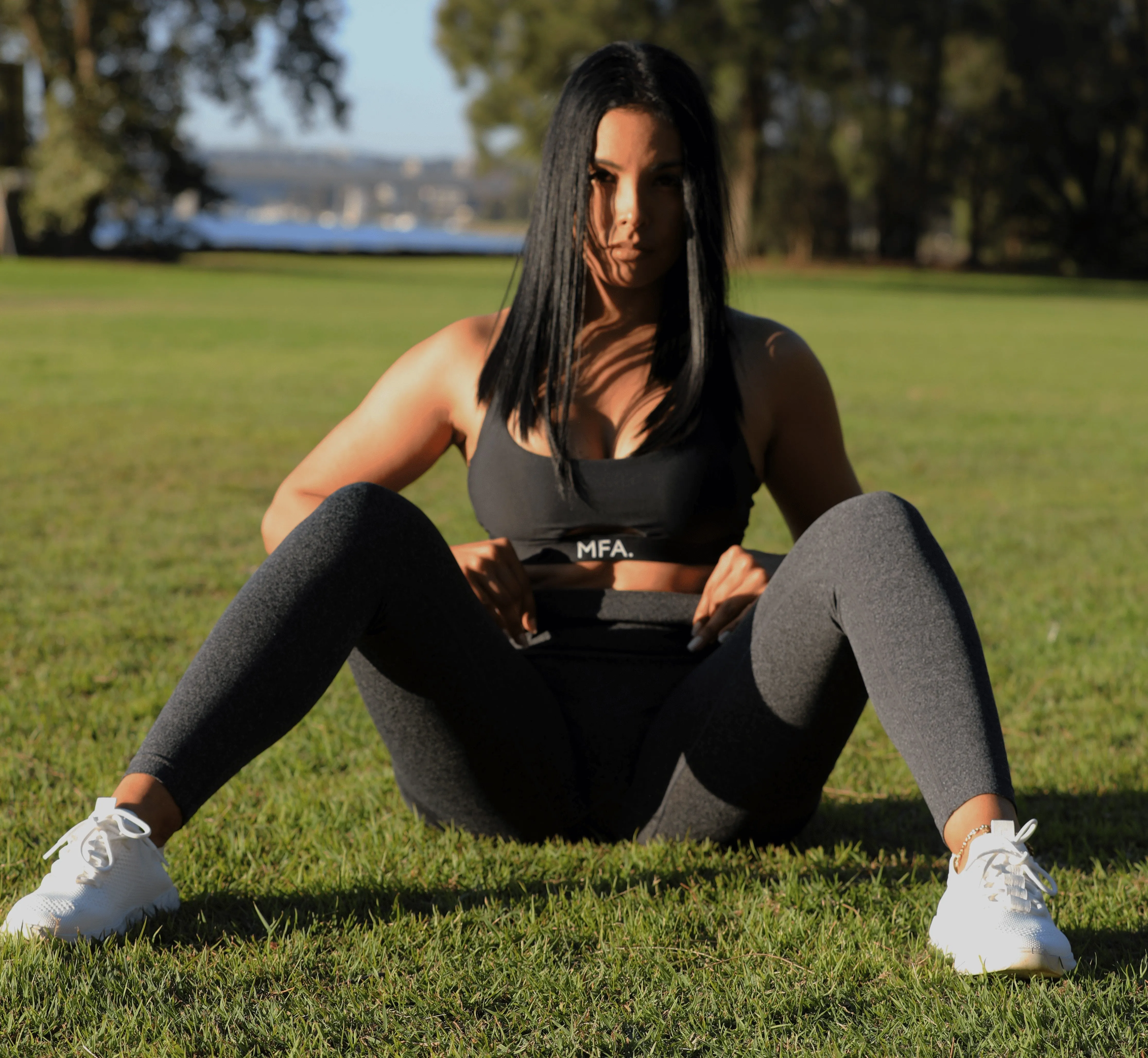 Precision Seamless High-Rise Leggings (Charcoal)