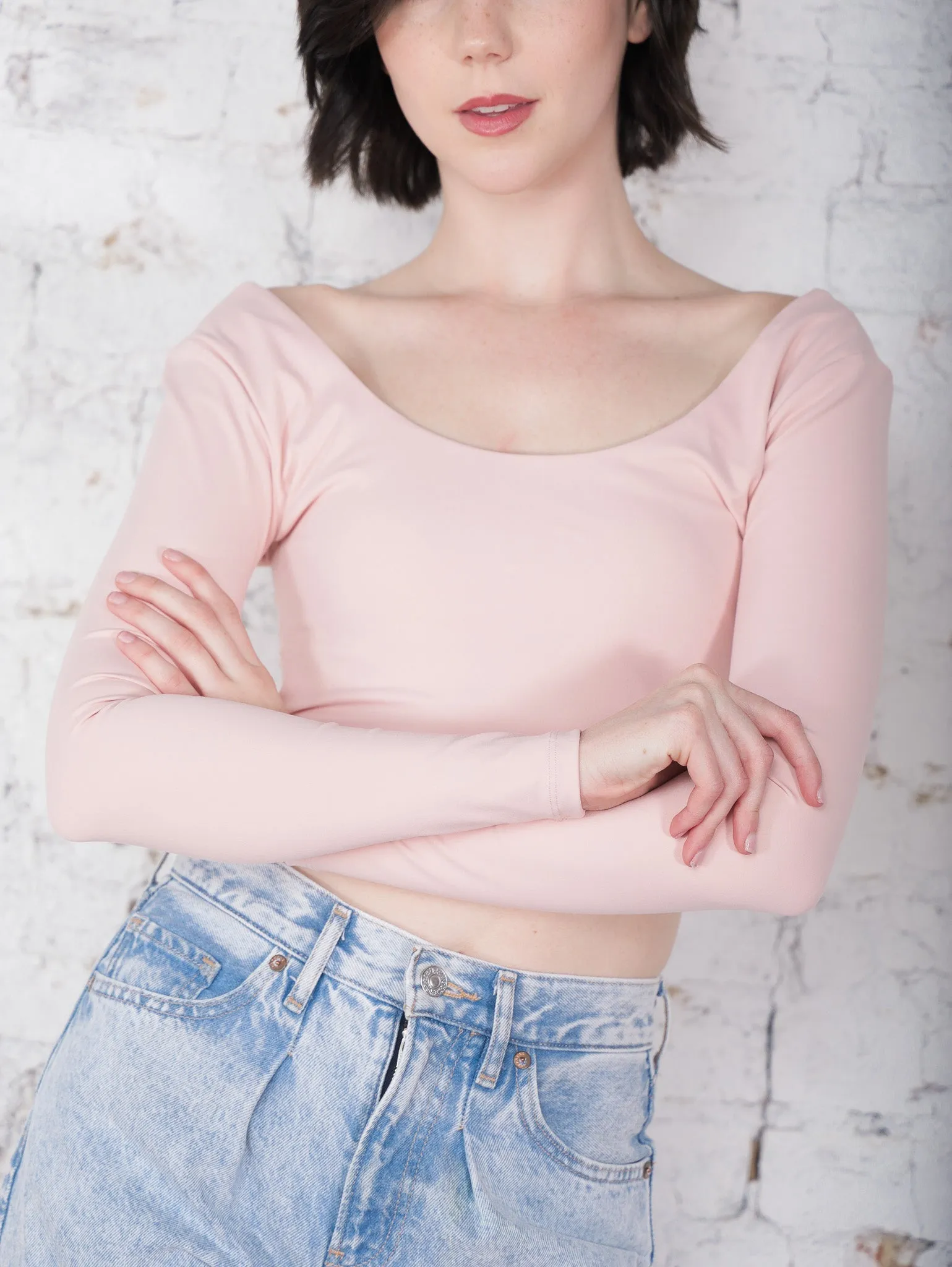 Reagan Twist Back Top