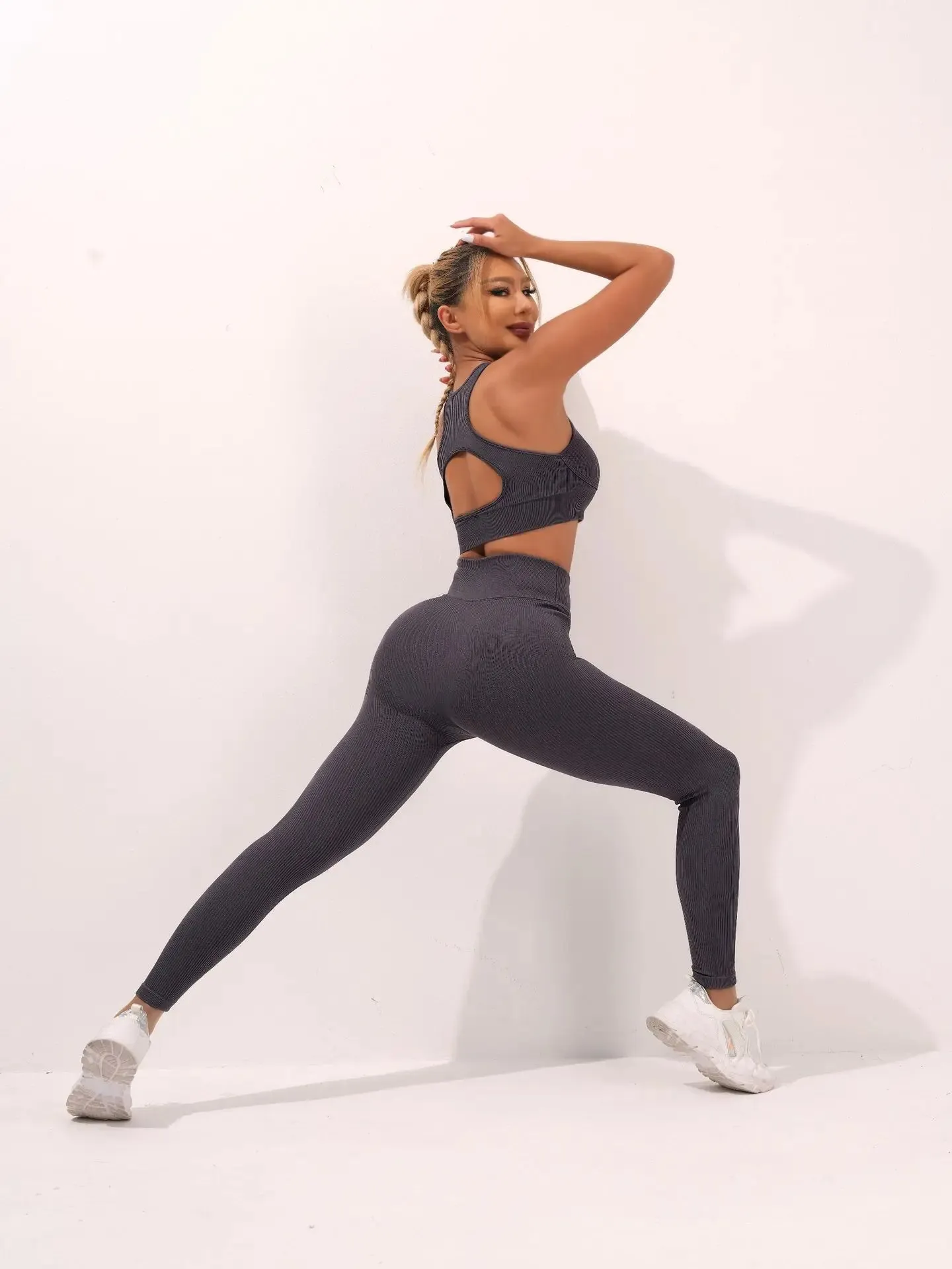 Seamless Thread Yoga Suit activewear Backless Cross Over Bra Sports Vest High Waist Butt Lift Cross Over Shorts Leggings Jumpsuit for Women