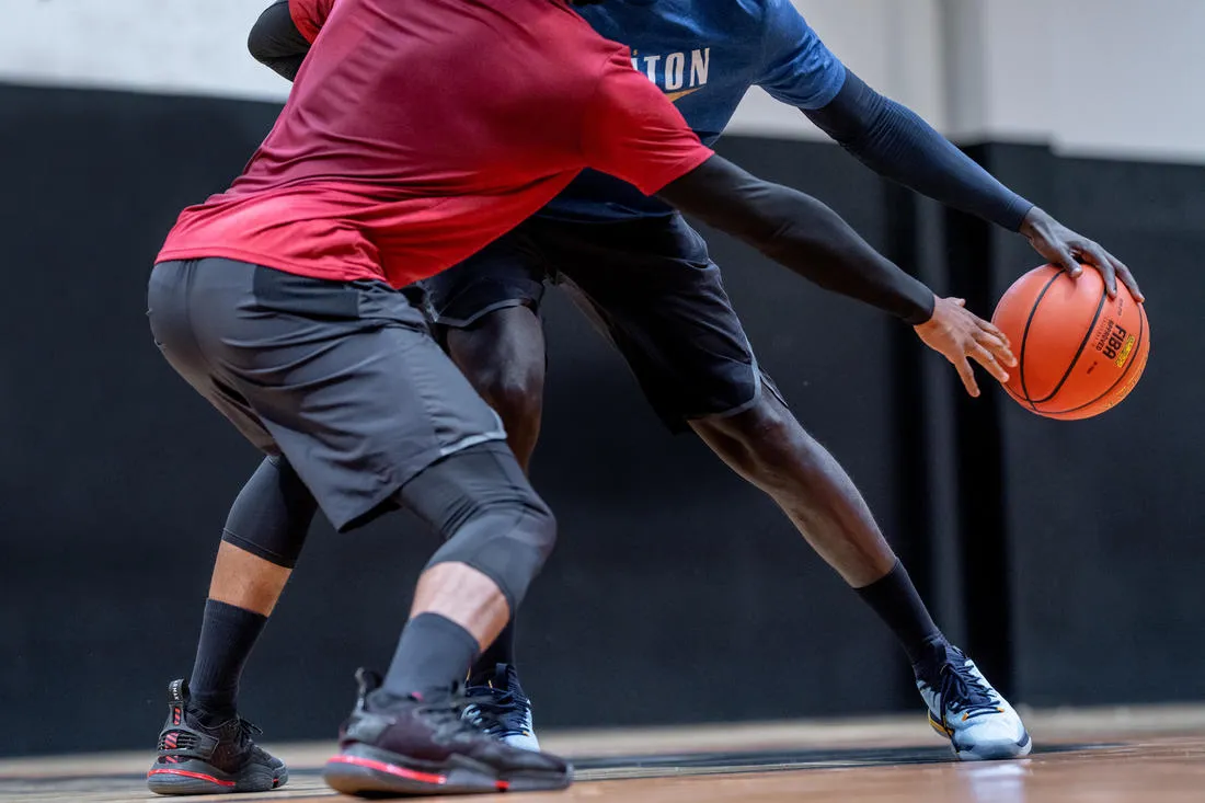 Tarmak 900 Mid-Rise Basketball Socks