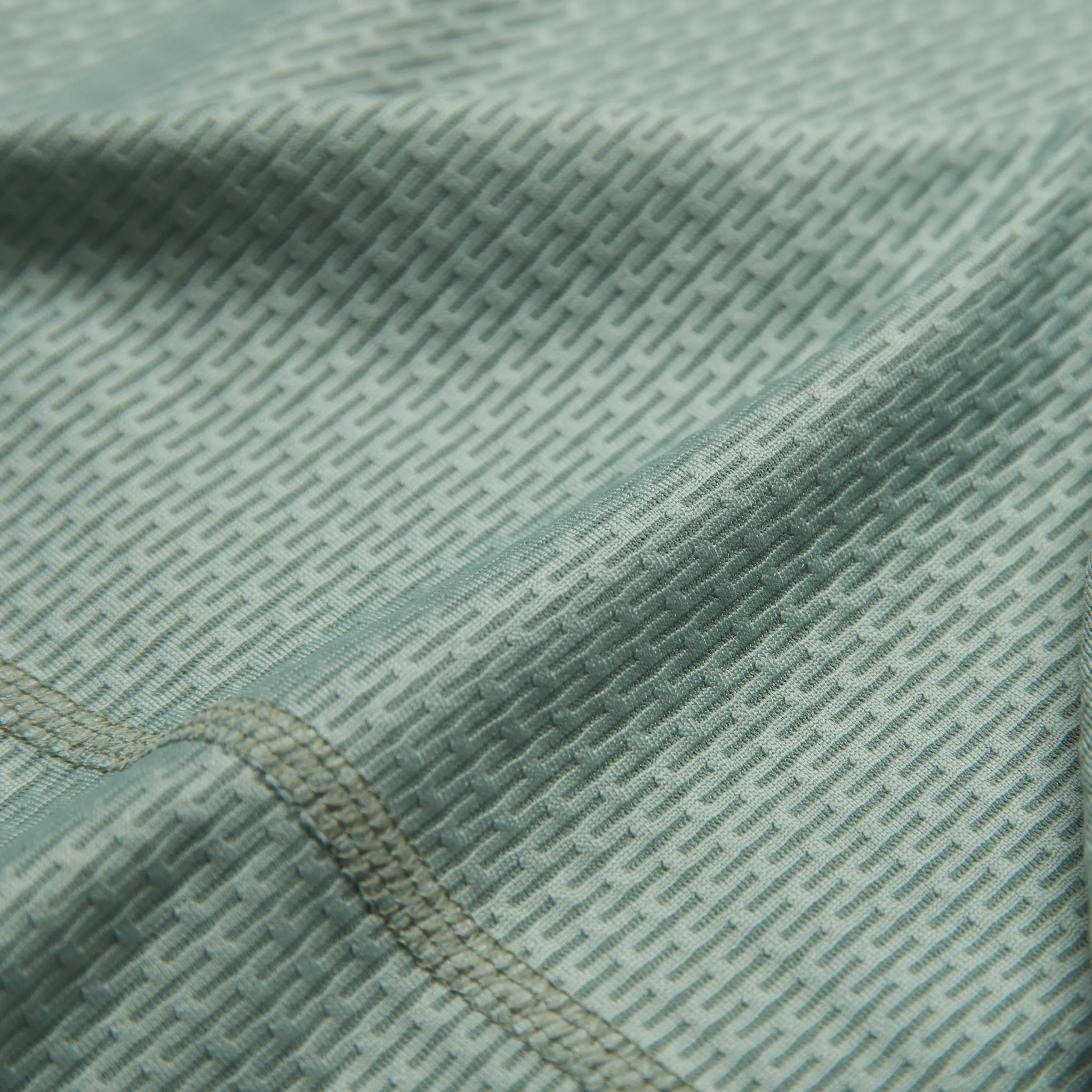 The Running Shirt - Granite Green | Fe226 - Left in S - SALE 50%    Extra 10%