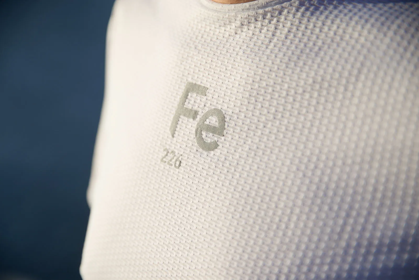 The Running Shirt - White, Odour free | Fe226 - Left in S and XL