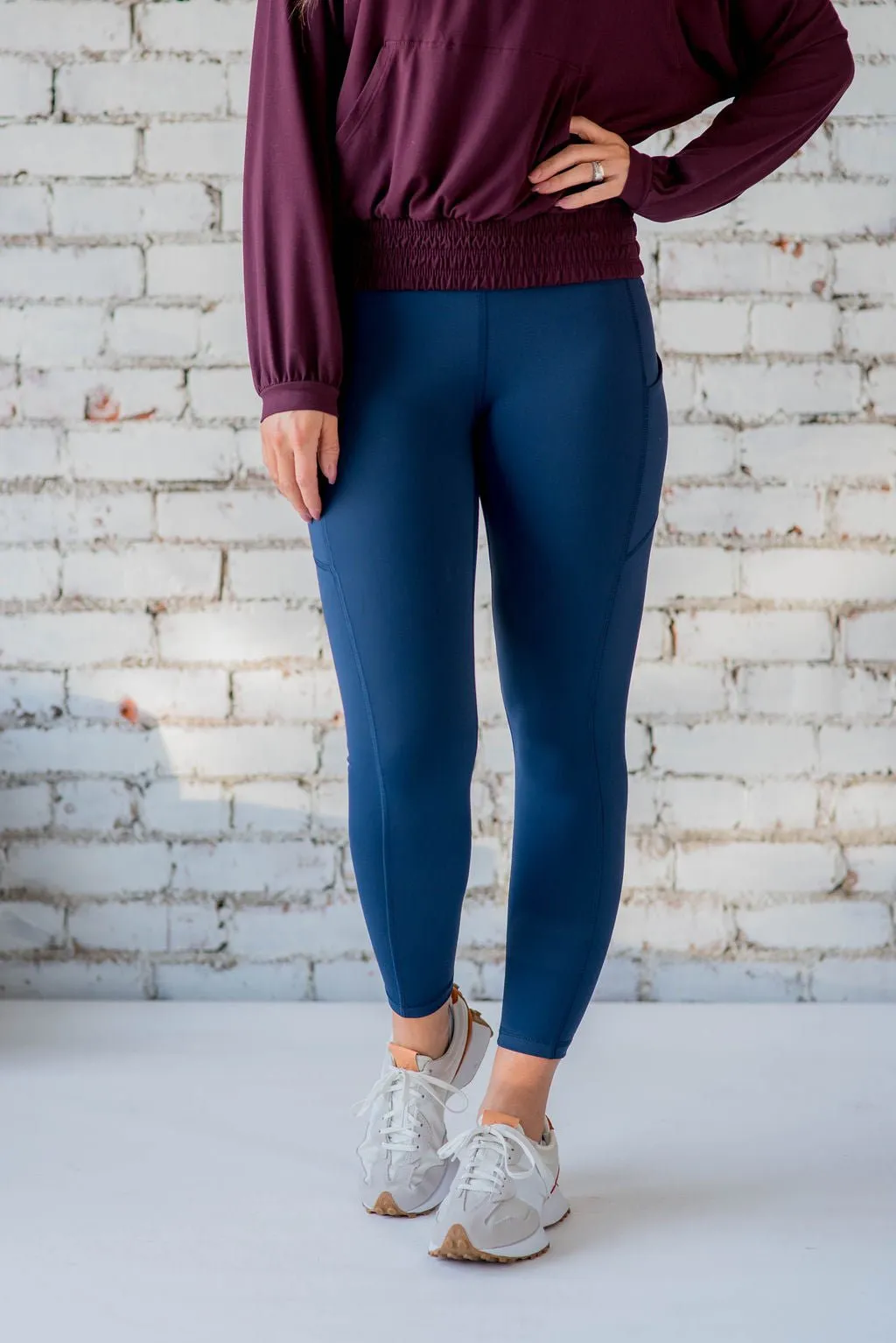 Thick Stitched Side Pocket Leggings