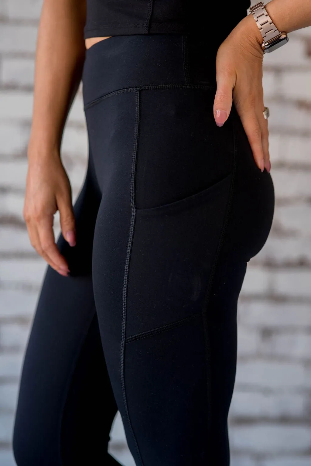 Thick Stitched Side Pocket Leggings