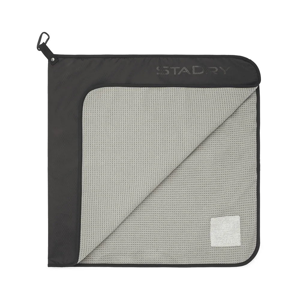 Titleist StaDry Performance Towel/Bag Hood
