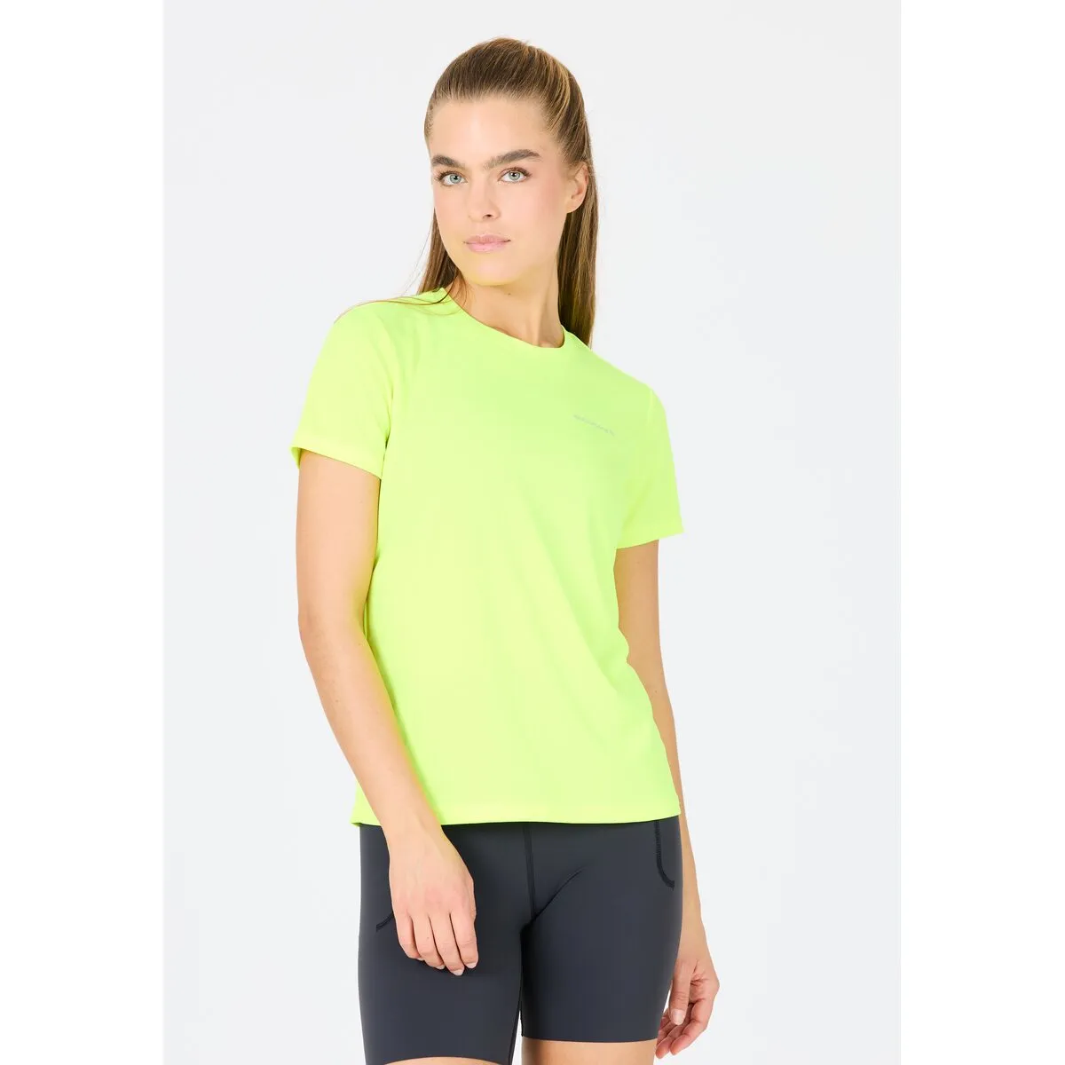 Vista V2 W Performance S/S Tee - Safety Yellow