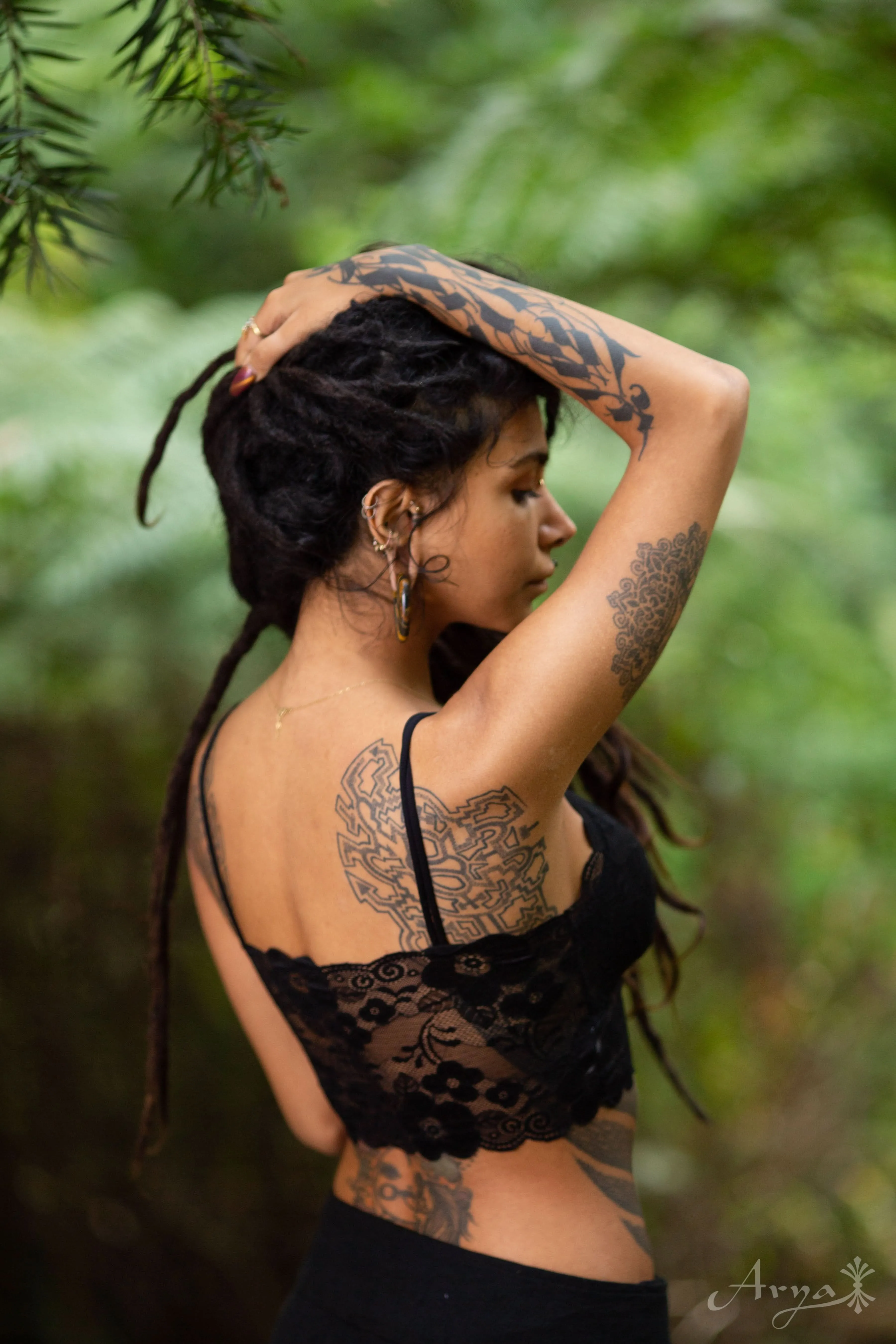 Wireless Lace Burlesque Bra - Wholesale