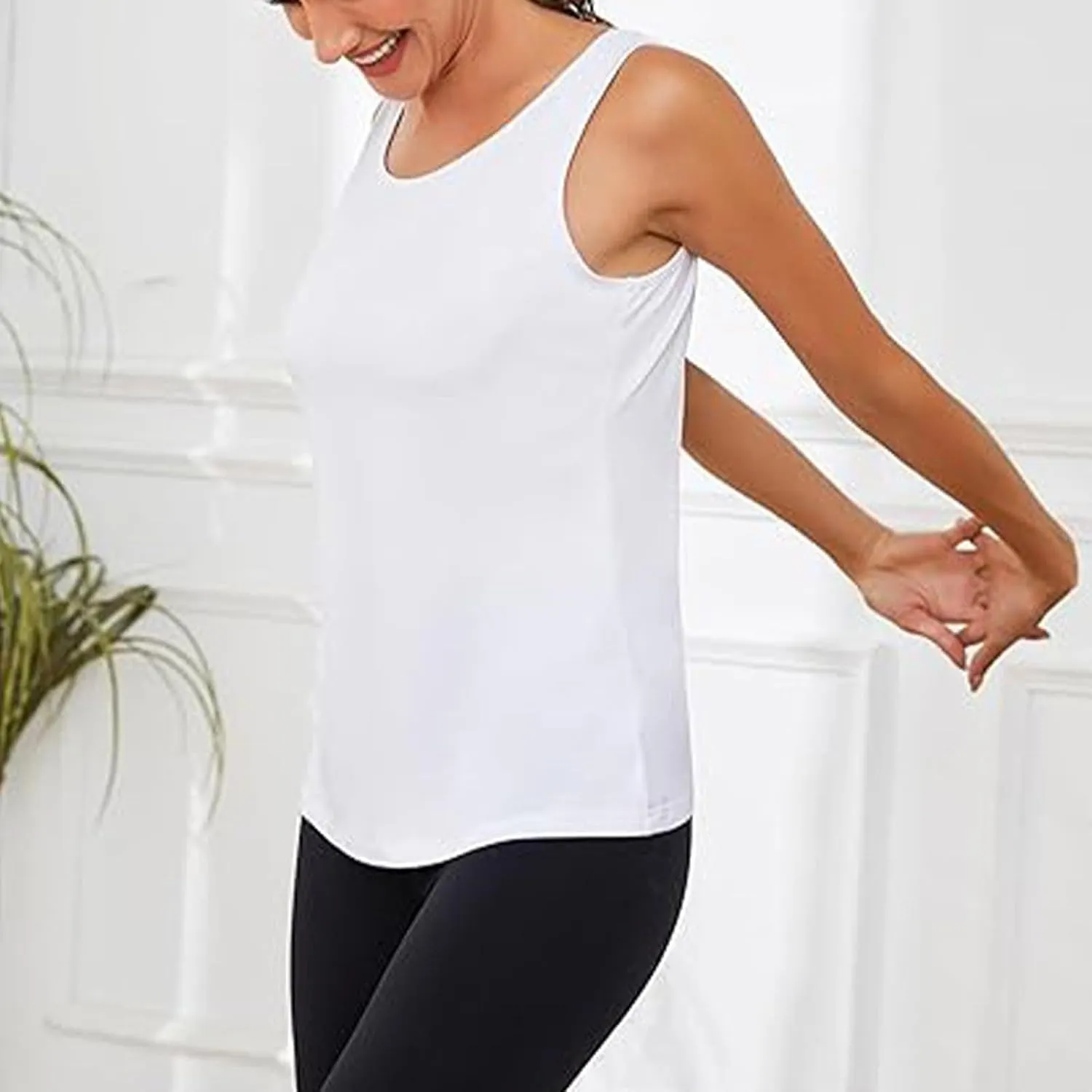 Women's Open Back Tank Tops Lightweight Sleeveless Workout Athletic Gym Yoga Shirts Running Quick Dry Pleated Tops